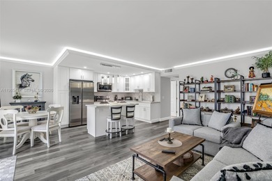 Beach Condo For Sale in Boca Raton, Florida