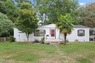 Beach Home For Sale in Supply, North Carolina