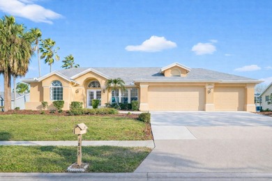 Beach Home For Sale in Palm Harbor, Florida
