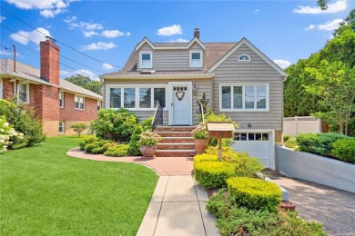 Beach Home Sale Pending in Bayville, New York