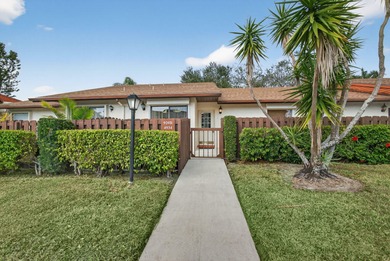 Beach Home For Sale in West Palm Beach, Florida