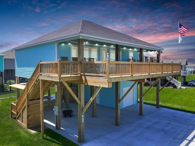 Beach Home For Sale in Crystal Beach, Texas