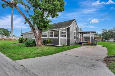 Beach Home Sale Pending in Palmetto, Florida