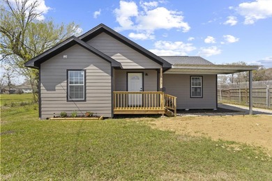 Beach Home For Sale in Port Arthur, Texas