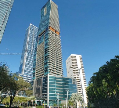 Beach Condo For Sale in Miami, Florida