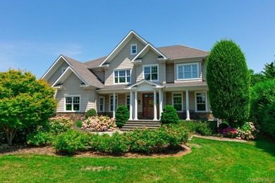 Beach Home For Sale in West Islip, New York