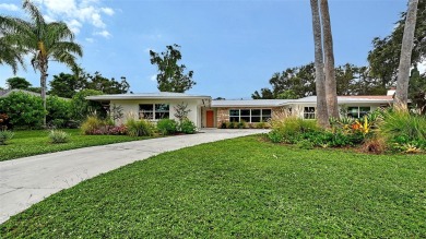 Beach Home Sale Pending in Sarasota, Florida