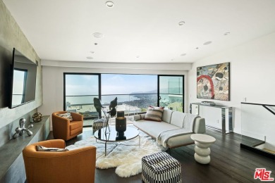 Beach Home For Sale in Laguna Beach, California