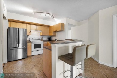 Beach Condo For Sale in Boynton Beach, Florida