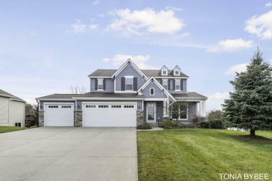 Beach Home For Sale in Holland, Michigan