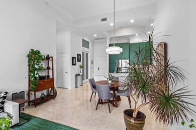 Beach Condo For Sale in West Palm Beach, Florida