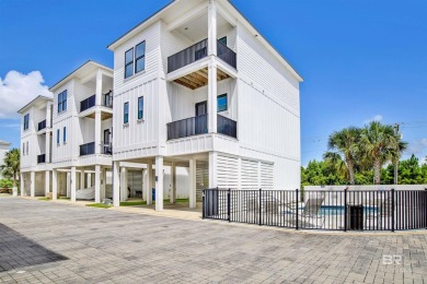 Beach Home For Sale in Gulf Shores, Alabama