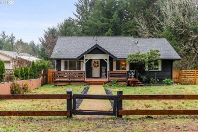 Beach Home For Sale in Florence, Oregon