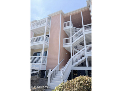 Beach Condo For Sale in Emerald Isle, North Carolina