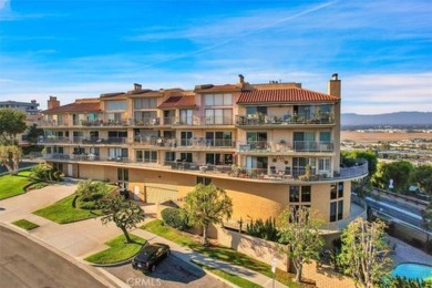 Beach Condo Sale Pending in Signal Hill, California