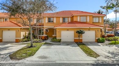 Beach Townhome/Townhouse Sale Pending in West Palm Beach, Florida