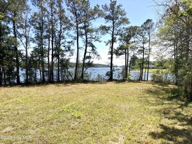 Beach Acreage For Sale in Havelock, North Carolina