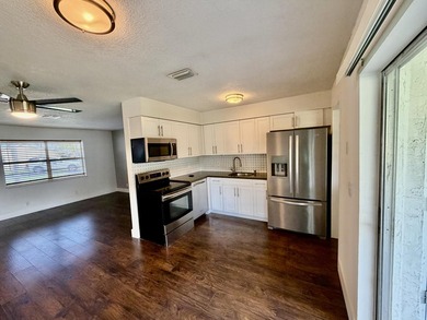 Beach Townhome/Townhouse For Sale in Delray Beach, Florida