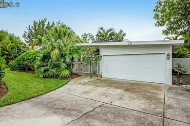 Beach Home For Sale in Anna Maria, Florida