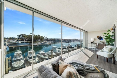 Beach Condo For Sale in Newport Beach, California