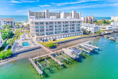 Beach Condo For Sale in Indian Shores, Florida