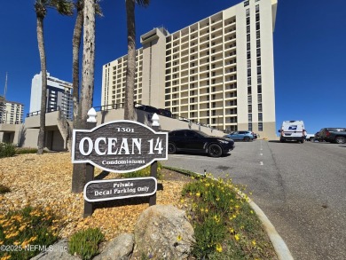 Beach Condo Sale Pending in Jacksonville Beach, Florida