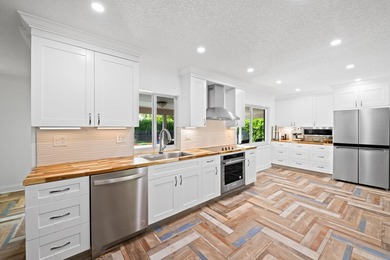 Beach Home For Sale in Boca Raton, Florida