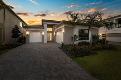 Beach Home For Sale in Boca Raton, Florida