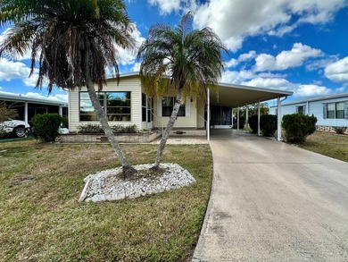 Beach Home For Sale in Nokomis, Florida