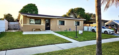 Beach Home For Sale in Deerfield Beach, Florida