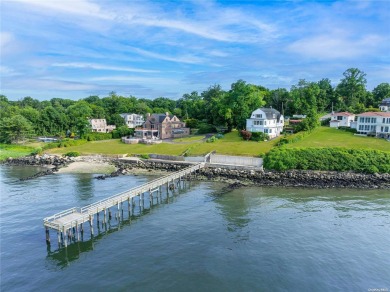 Beach Home For Sale in Great Neck, New York