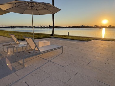 Beach Condo For Sale in Palm Beach, Florida