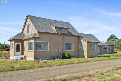 Beach Home For Sale in Tillamook, Oregon