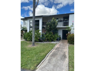 Beach Condo For Sale in Delray Beach, Florida