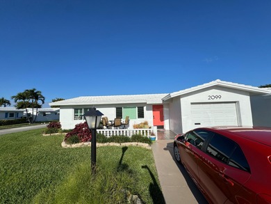 Beach Home For Sale in Boynton Beach, Florida