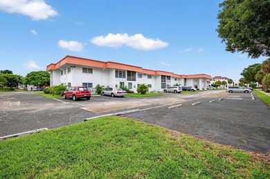 Beach Condo Active Under Contract in Lauderhill, Florida