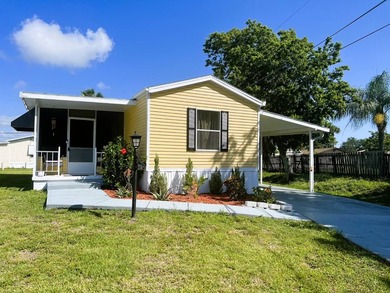 Beach Home For Sale in South Daytona, Florida