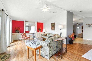 Beach Home For Sale in Crystal River, Florida