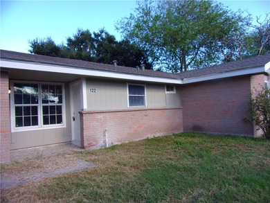 Beach Home Sale Pending in Corpus Christi, Texas