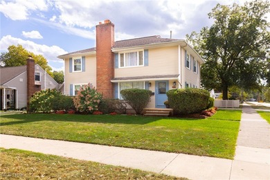 Beach Home For Sale in Bay Village, Ohio
