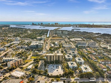 Beach Condo For Sale in North Miami, Florida