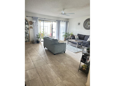 Beach Condo For Sale in Boynton Beach, Florida
