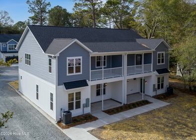 Beach Townhome/Townhouse For Sale in Wilmington, North Carolina