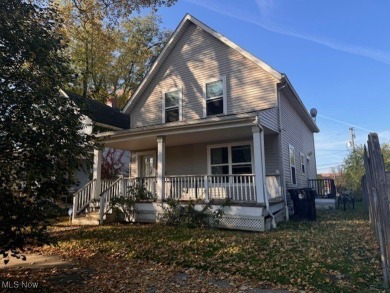 Beach Home For Sale in Cleveland, Ohio