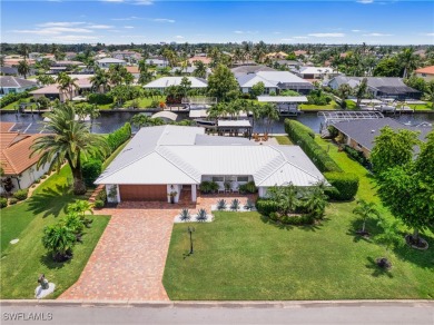 Beach Home For Sale in Fort Myers, Florida