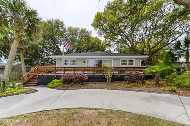 Beach Home For Sale in Hampstead, North Carolina