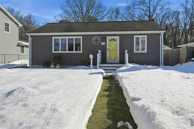 Beach Home Sale Pending in West Babylon, New York