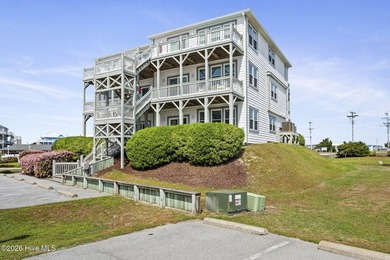 Beach Condo For Sale in Emerald Isle, North Carolina
