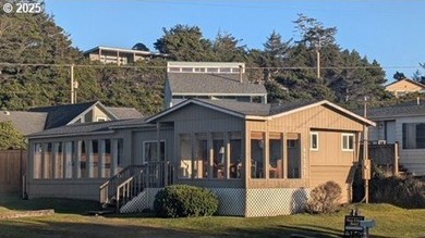 Beach Home For Sale in Florence, Oregon