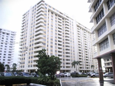 Beach Condo For Sale in Hallandale Beach, Florida